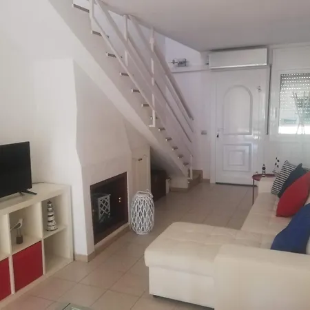 Holiday home Casa Con Piscina En Roses
